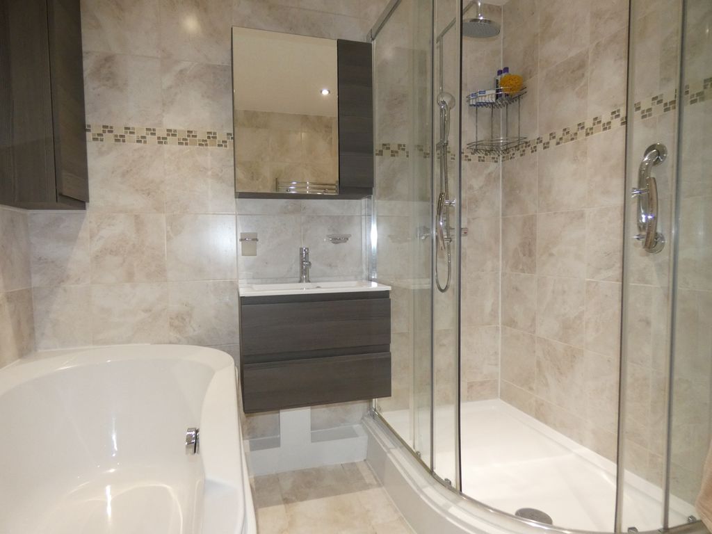 Bathroom- click for photo gallery